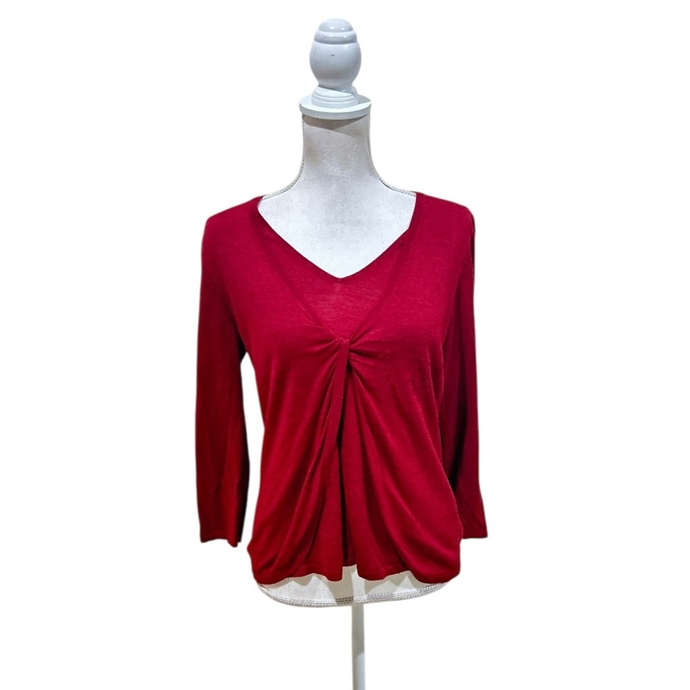 Sweaterworks Rich Red V-Neck silk Sweater front twist knot detail size large
